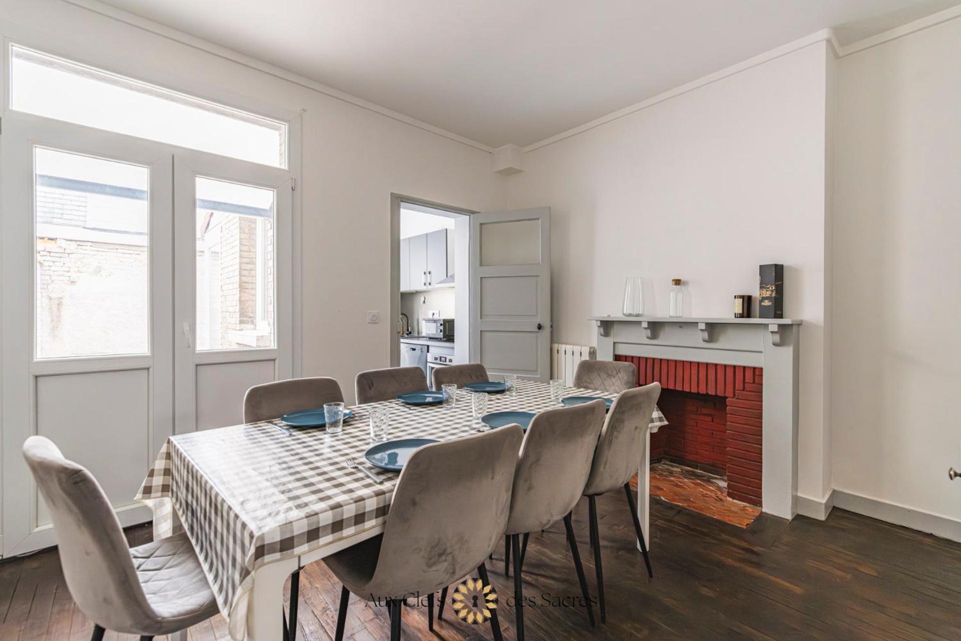 Maison De Ville Avec Cour Place Luton แร็งส์ ภายนอก รูปภาพ