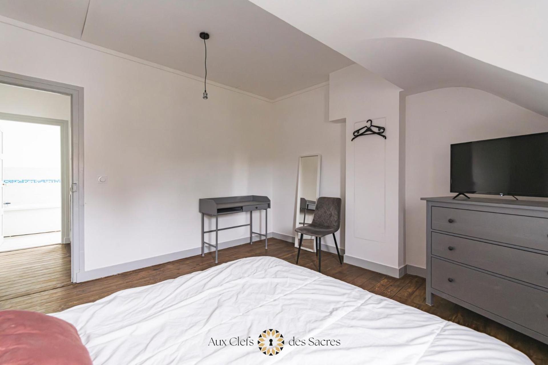 Maison De Ville Avec Cour Place Luton แร็งส์ ภายนอก รูปภาพ